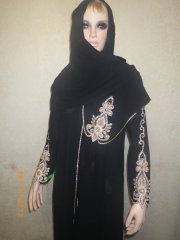 Мусульманская одежда для женщин с желтыми и белыми стразами 46 разм.
